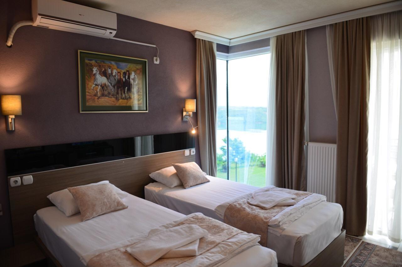 Hotel Leon Debar Zewnętrze zdjęcie